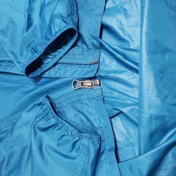 Marmot lightweight windbreaker size M - Picture 7 of 16